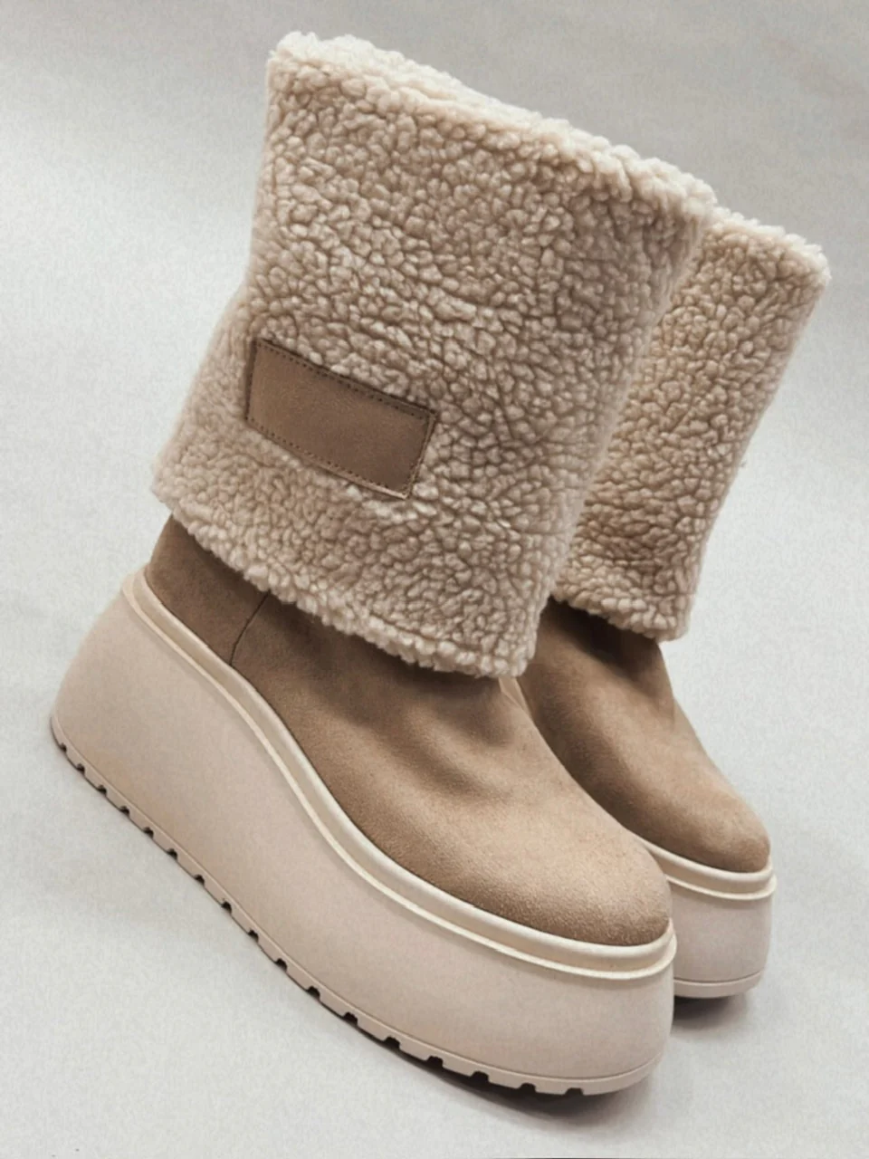 BUCOS Fluffy Beige Boots – Your Cozy Winter Essential - Image 3