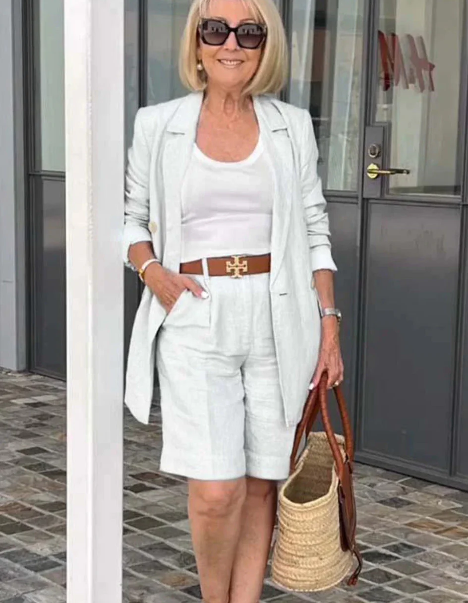 Elegant Blazer & Shorts Set - Image 13