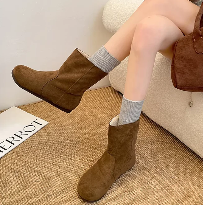 Stay Warm and Stylish with Winter Warm Plush Women Snow Boots - Image 10