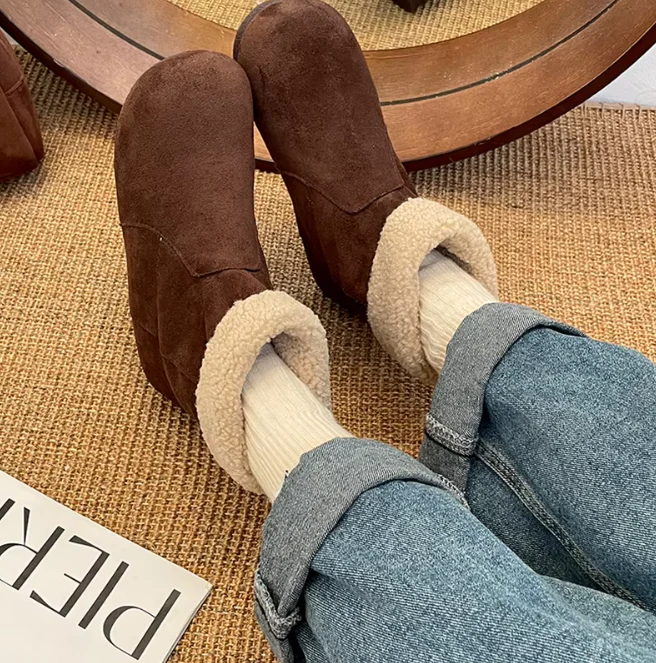 Stay Warm and Stylish with Winter Warm Plush Women Snow Boots - Image 3