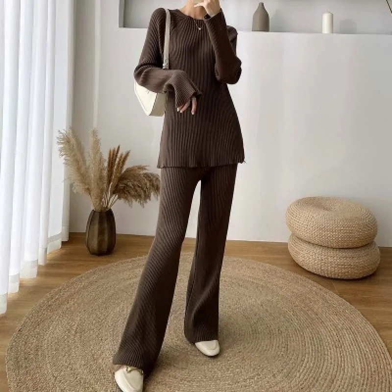 Women’s Two-Piece Knitted Set – Wide-Leg Pants and Sweater Top - Image 4