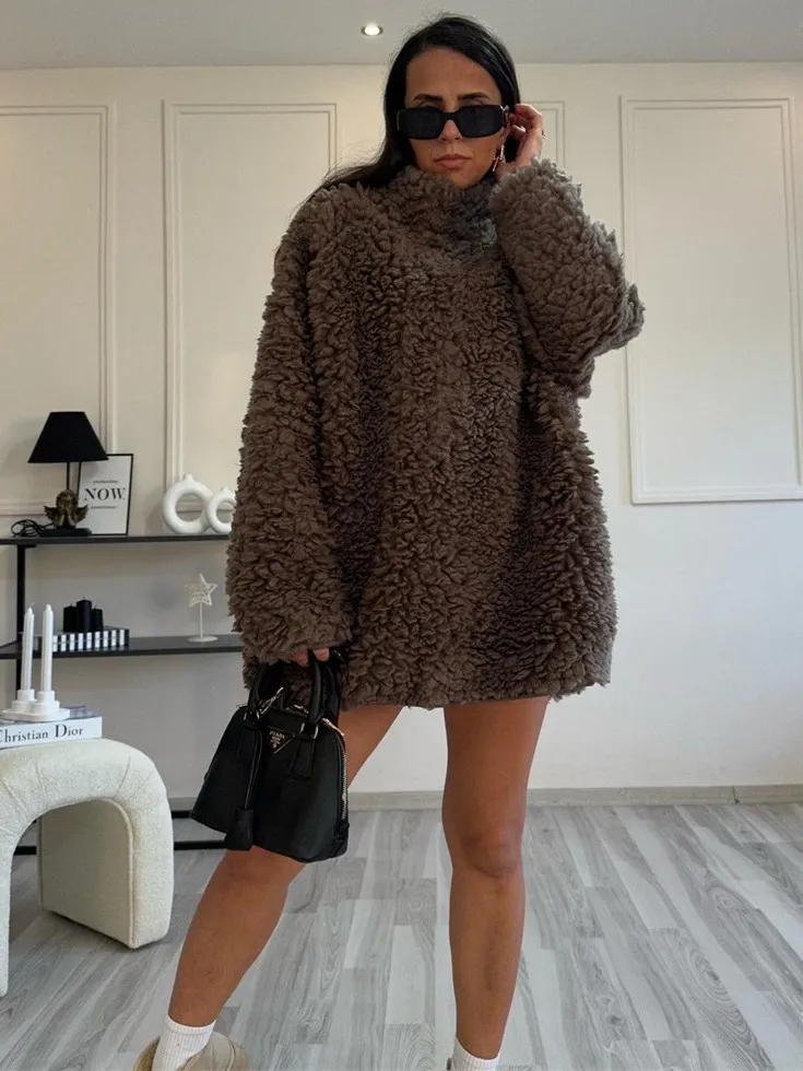 Women's Fashion Loose Lamb Wool Coat – Cozy Relaxed-Fit Jacket for Casual Elegance - Image 2